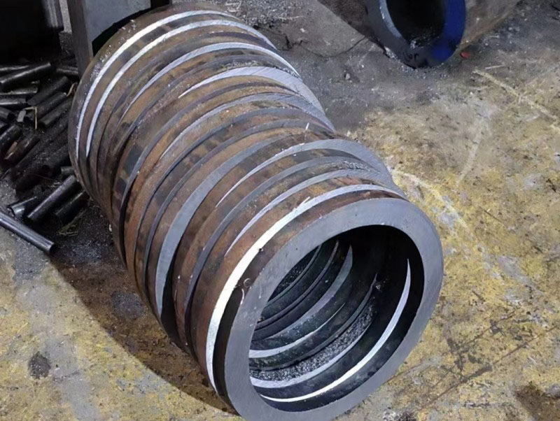 正宁30CrMo无缝钢管切割